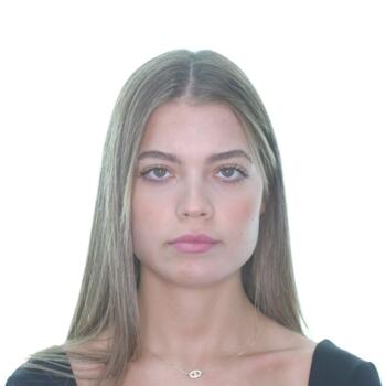 Babysitter in London: Yasmin