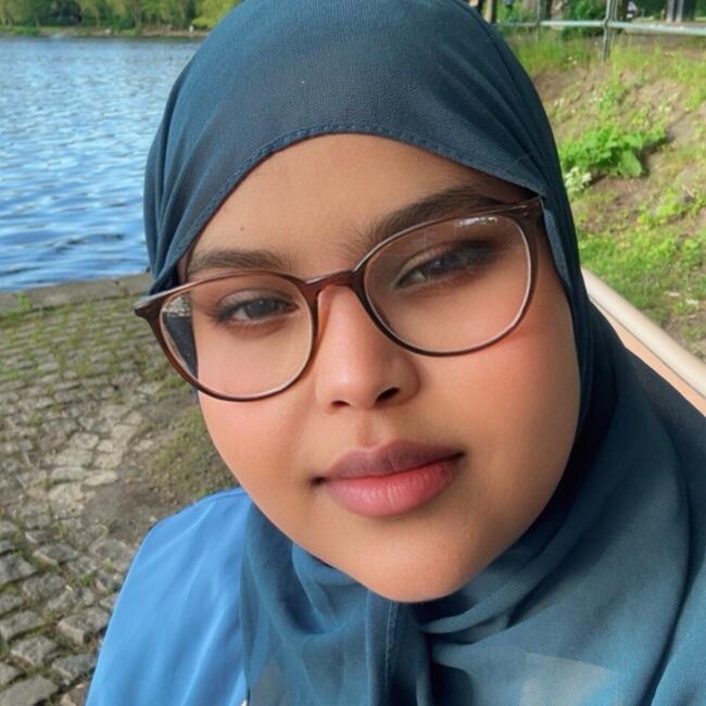 Babysitter in Hamburg: Yusra