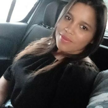 Babysitter Goiânia: Yasmin