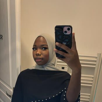 Babysitter in Orléans: Fatima