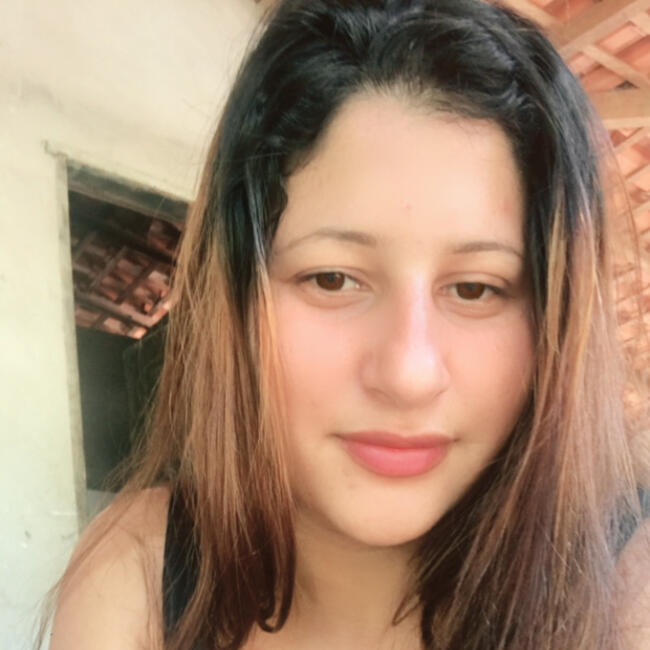 Babysitter in São Luís: Cris