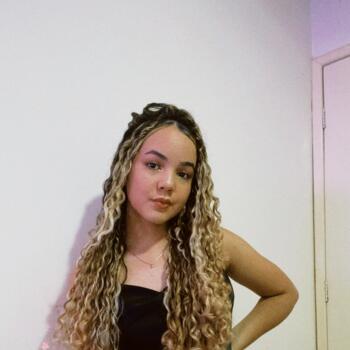 Babysitter Goiânia: Karoline