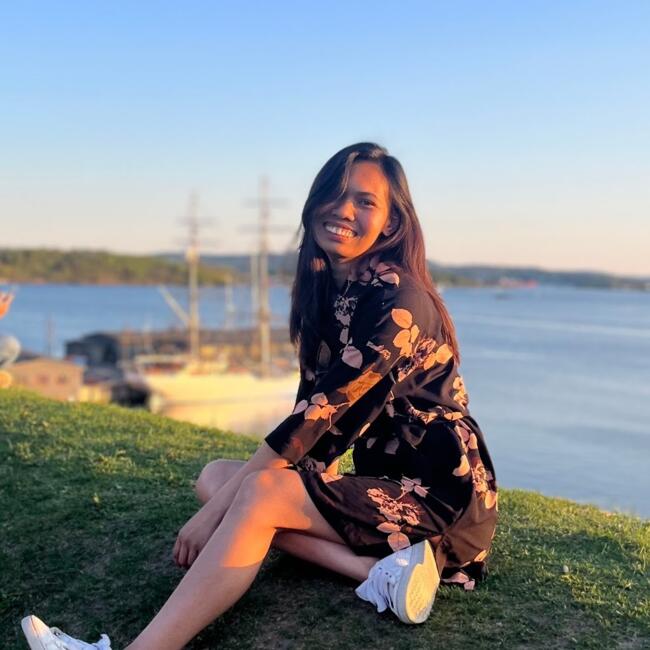 Babysitter in Nice: Jan Mae