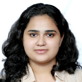 Babysitter in Dagenham: Annora