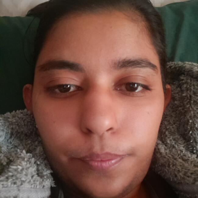 Babysitter in Phoenix: Esha