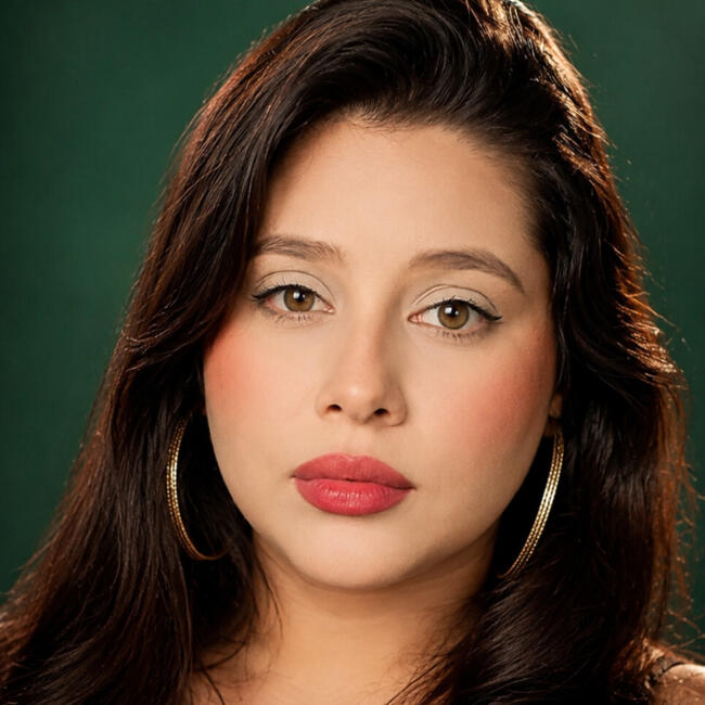 Babysitter in Gaspar: Lanna Thaís