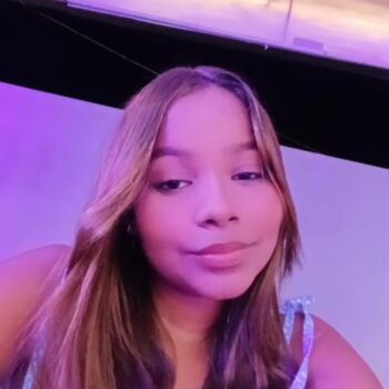 Babysitter Brasília: Isabelly