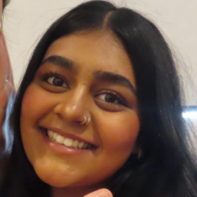 Babysitter in Liverpool: Lola