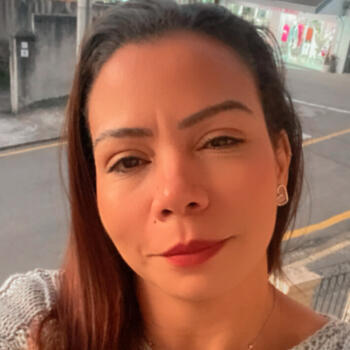 Babá São Paulo: Ivania
