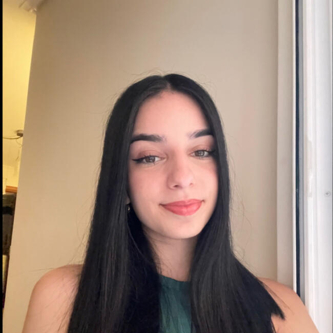 Babysitter in Zografos: Eirini