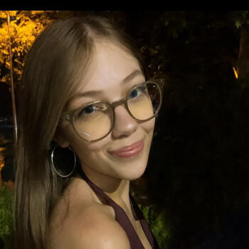 Babysitter in Mikepércs: Eszter