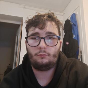 Babysitter in Pont-Sainte-Maxence: Paul