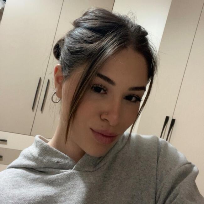 Babysitter in Acerra: Erika