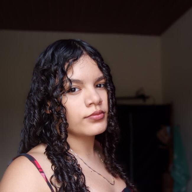 Babysitter in Belém: Débora Barroso