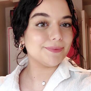 Babysitter in Chaingy: Jessica