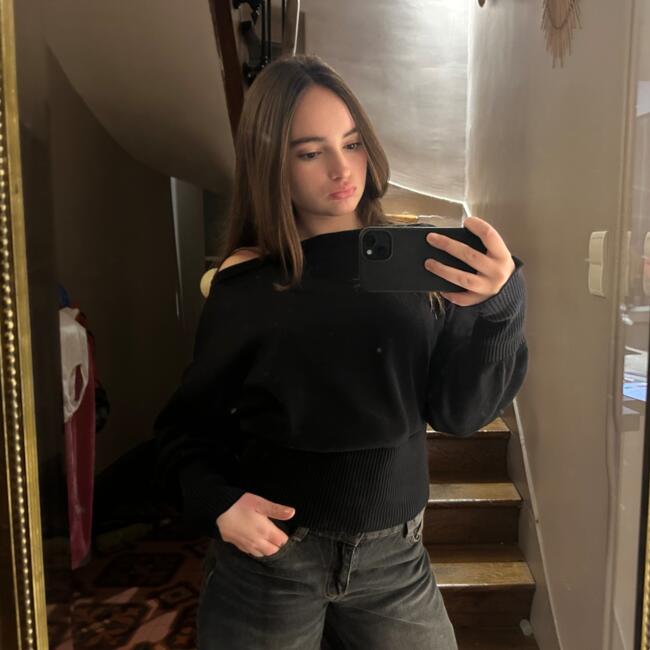 Babysitter in Auxerre: Lucie