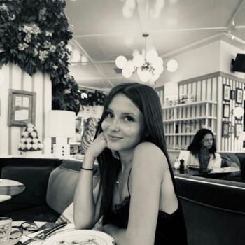 Babysitter Rouen: Elissa