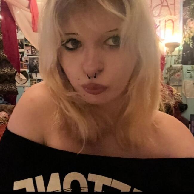 Babysitter in Los Angeles: Katie