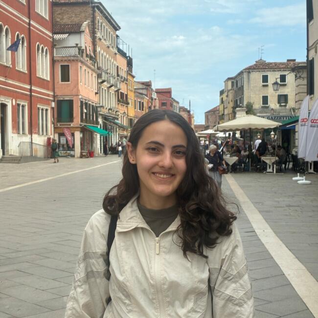 Babysitter in Macerata: Sarah
