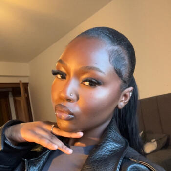 Babysitter in Anvers: Divine