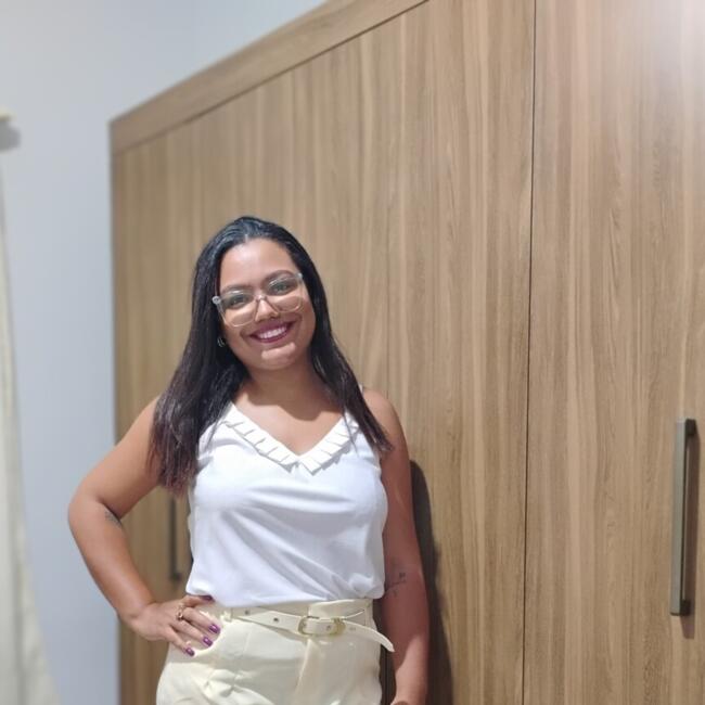 Babysitter in Serra: Dayane