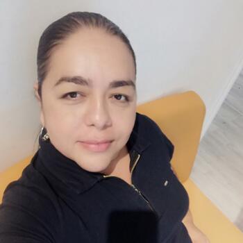 Babysitter in Villa del Rosario: Yurany