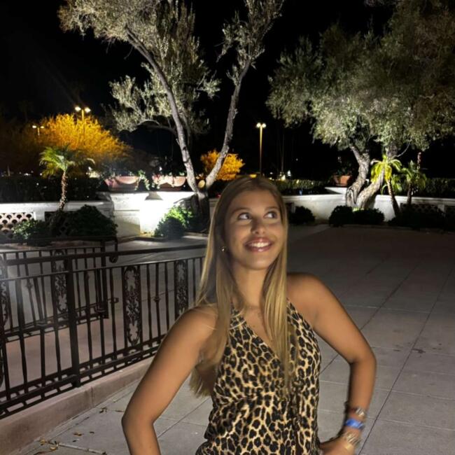 Babysitter in Bergen: Ines