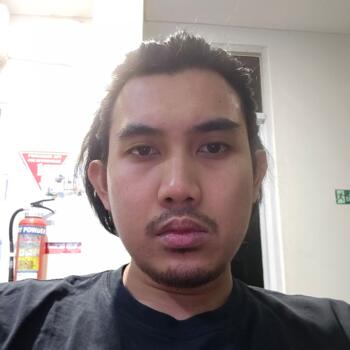 Babysitting job in Jakarta: babysitting job Ilham