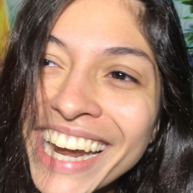 Babysitter in Salvador: Sara