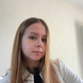 Babysitter in Montlouis-sur-Loire: Constance