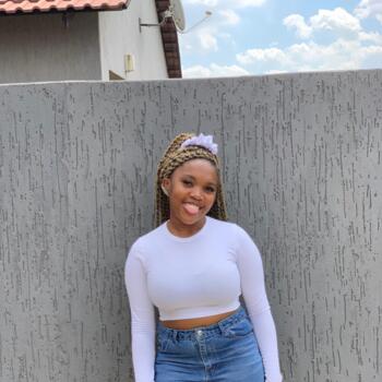Babysitter Springs: Dimpho