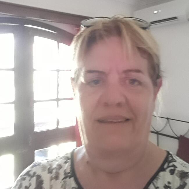 Niñera en El Pinar: Shirley