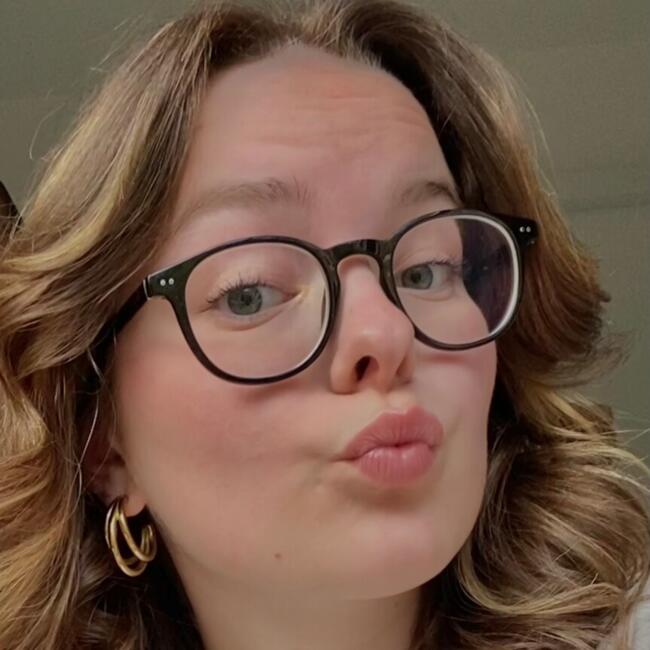 Babysitter in Liège: Nora
