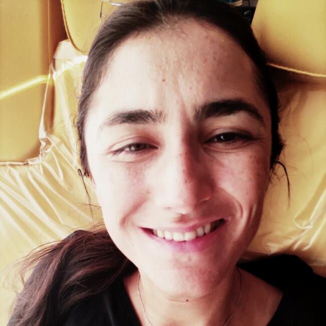 Babysitter in Genf: Ester