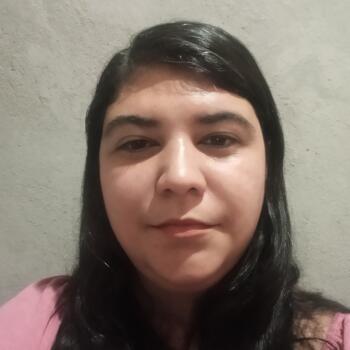 Babysitter in Belém: Stefany