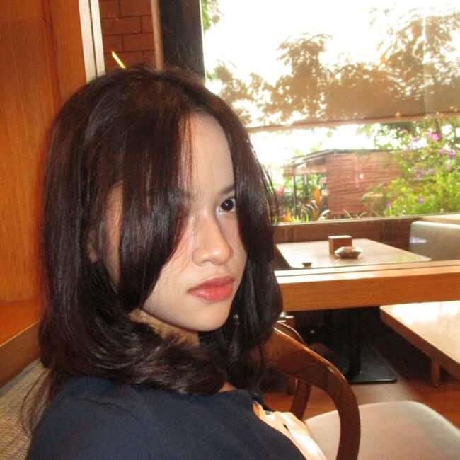 Babysitter in Bandung: Maura