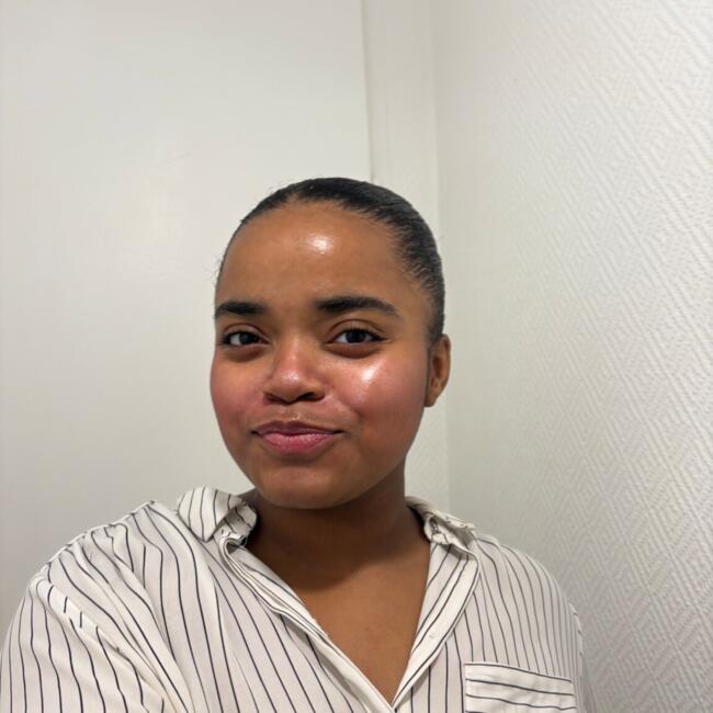 Babysitter in Le Mée-sur-Seine: Maria Helena