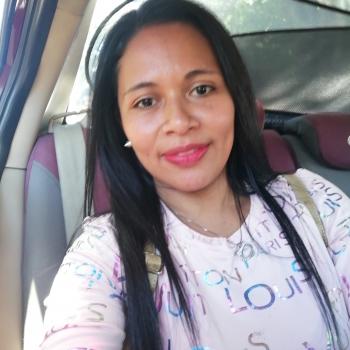 Niñera en Alajuelita: Rosa