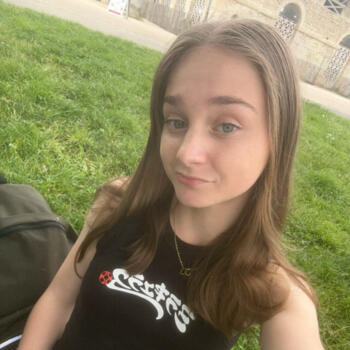 Babysitter Oissel-sur-Seine: Ambre