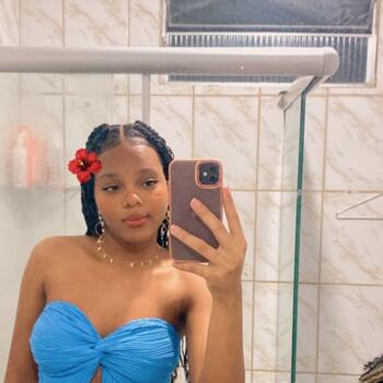 Babysitter in Salvador: Stefane