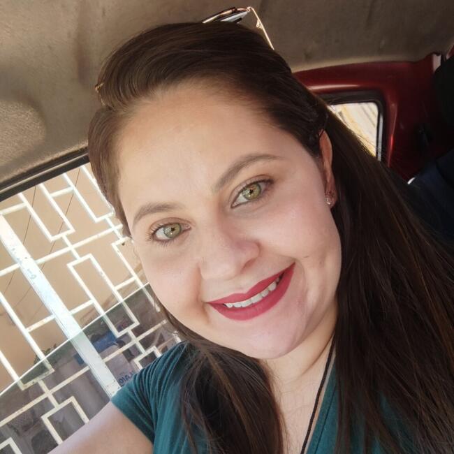 Emprego de babá em Brasília: Vanessa