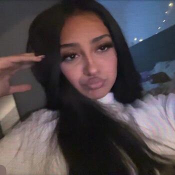 Bebisiterka u Sremčica: Andjela