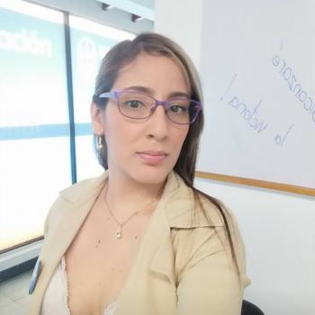 Niñera San Antonio del Prado: Sandra liliana