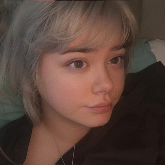 Babysitter in Newcastle: Isabella