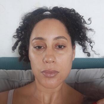 Babysitter in Limoeiro do Norte: Joyce