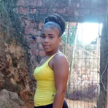 Babysitter in Recife: Greiciane