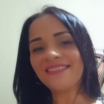 Babá em Betim: Alessandra