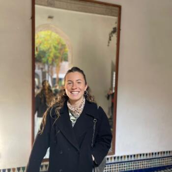 Babysitter in Paris: Marilou