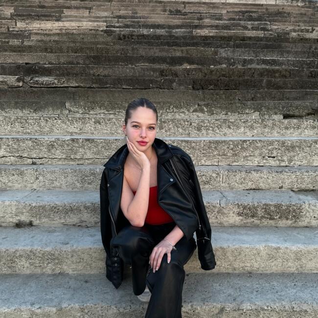 Bébiszitter Budapest területén: Júlia