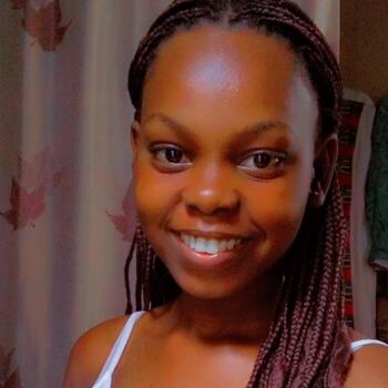 Babysitter Kampala: Ayesiga